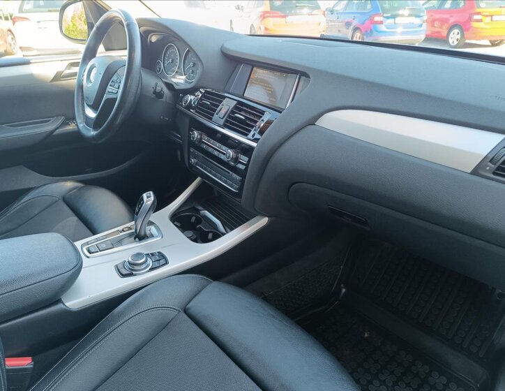 BMW X3 SUV / Terénní 3,0 l 190 kw