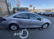 Toyota Corolla Sedan 1,5 l 92 kw