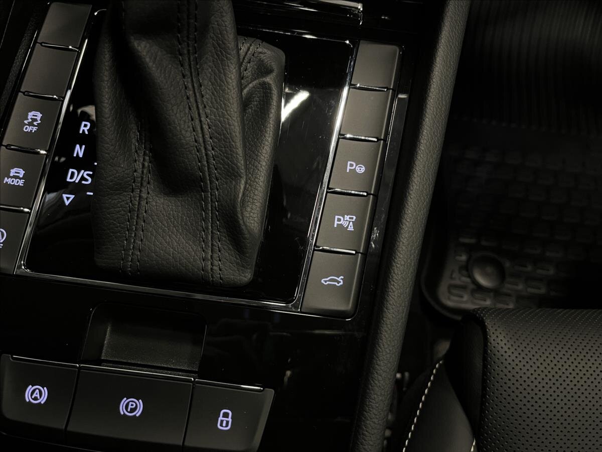 Škoda Superb Liftback 2,0 l 206 kw