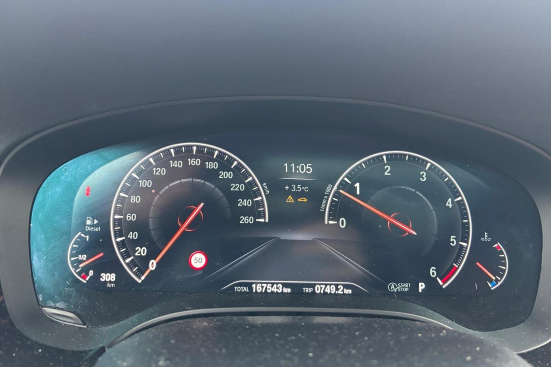 BMW Řada 5 Kombi 3,0 l 195 kw