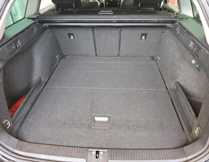 Volkswagen Passat Kombi 2,0 l 110 kw