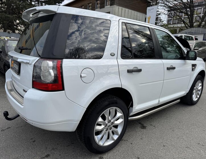 Land Rover Freelander SUV / Terénní 2,2 l 140 kw