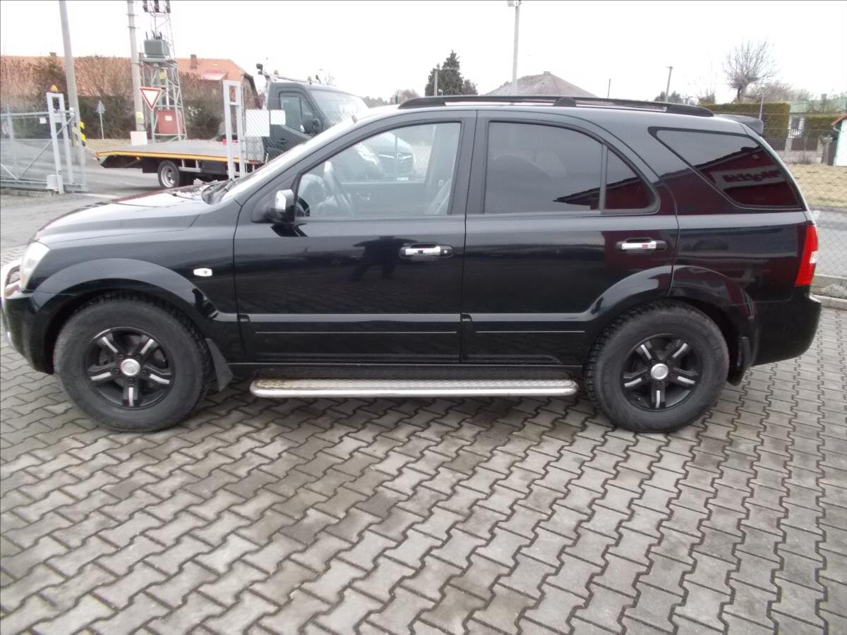 KIA Sorento SUV / Terénní 2,5 l 125 kw