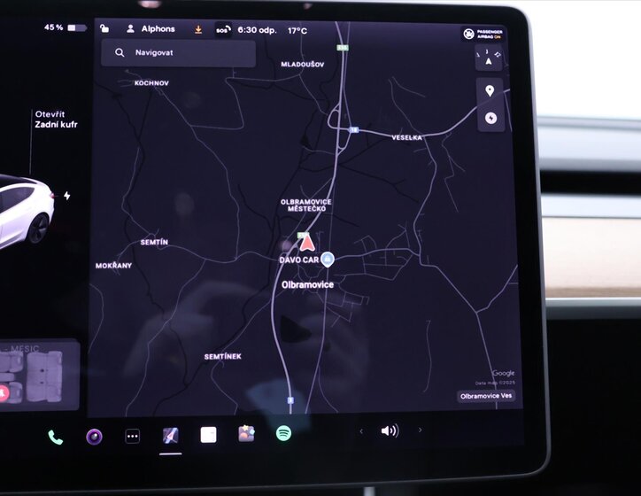 Tesla Model 3 Sedan 0,0 324 kw