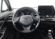 Toyota C-HR SUV 2,0 l 112 kw