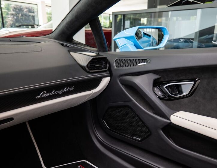 Lamborghini Huracán 10