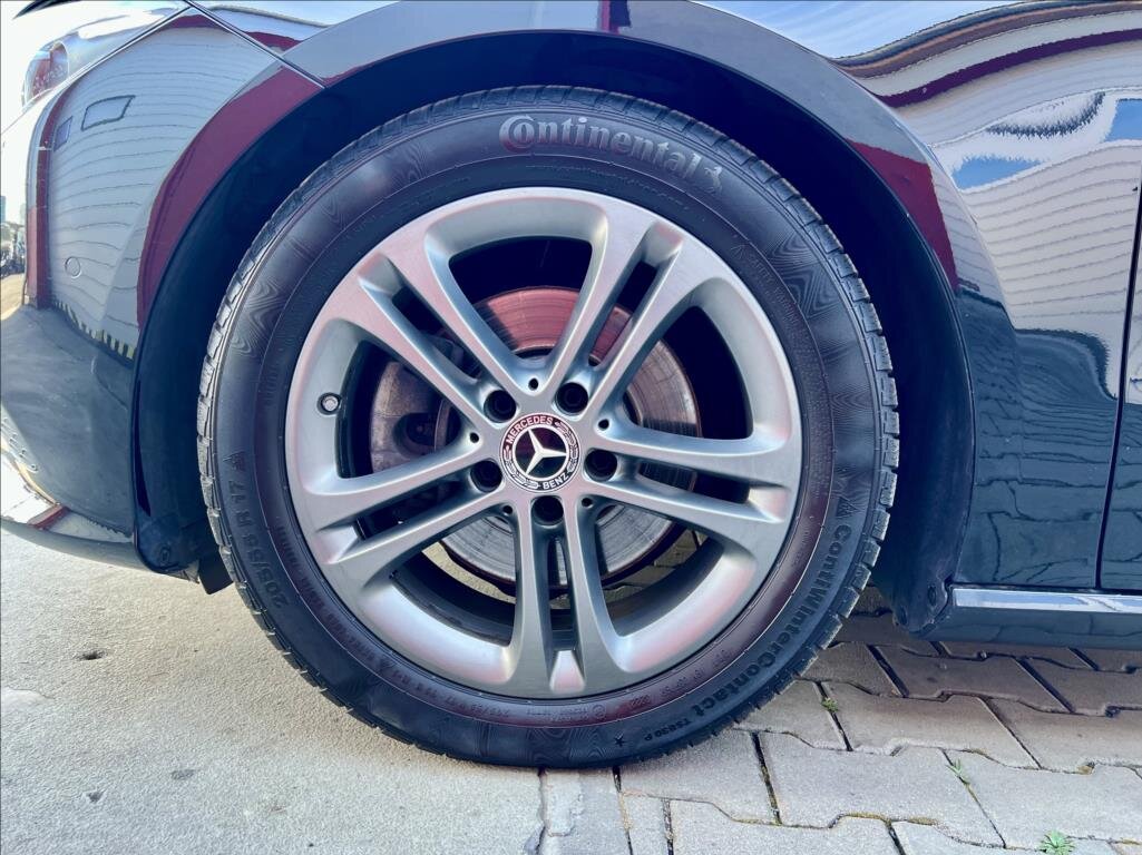 Mercedes-Benz CLA Kombi 1,5 l 85 kw