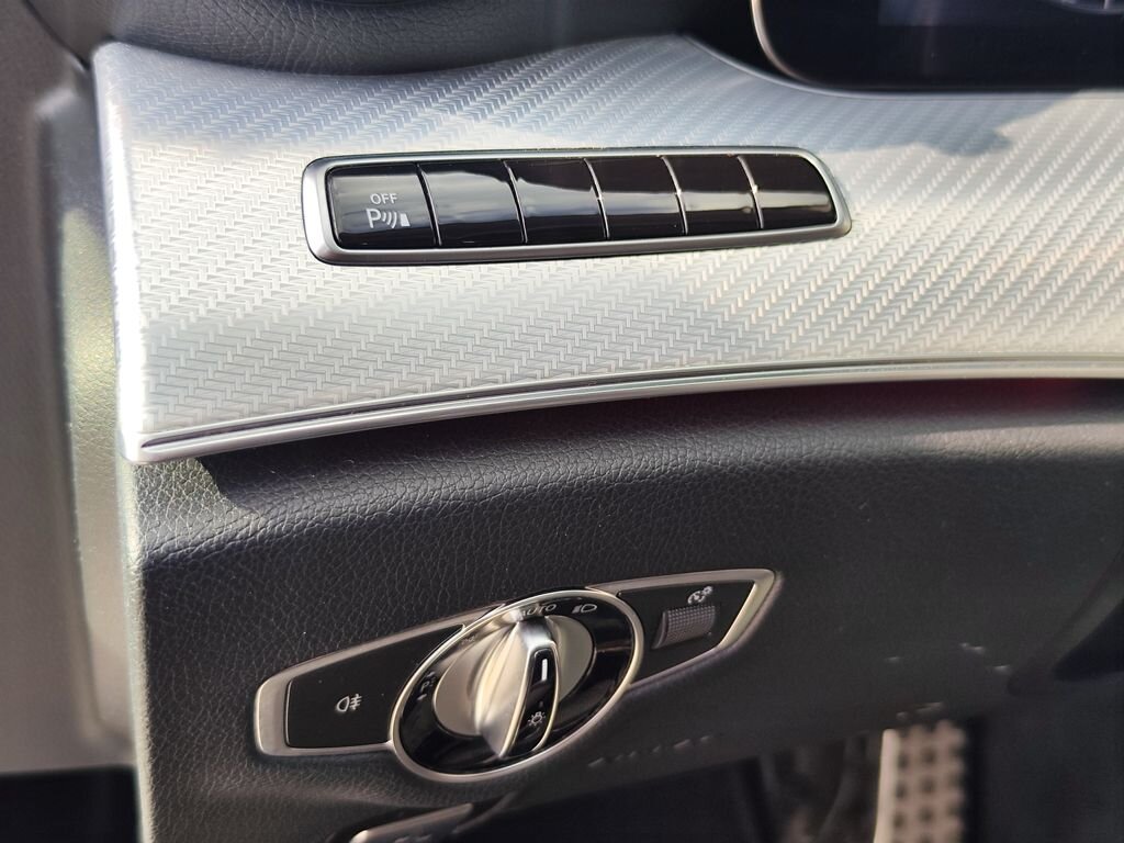 Mercedes-Benz Třídy E Kombi 2,0 l 143 kw