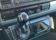 Volkswagen Multivan 18