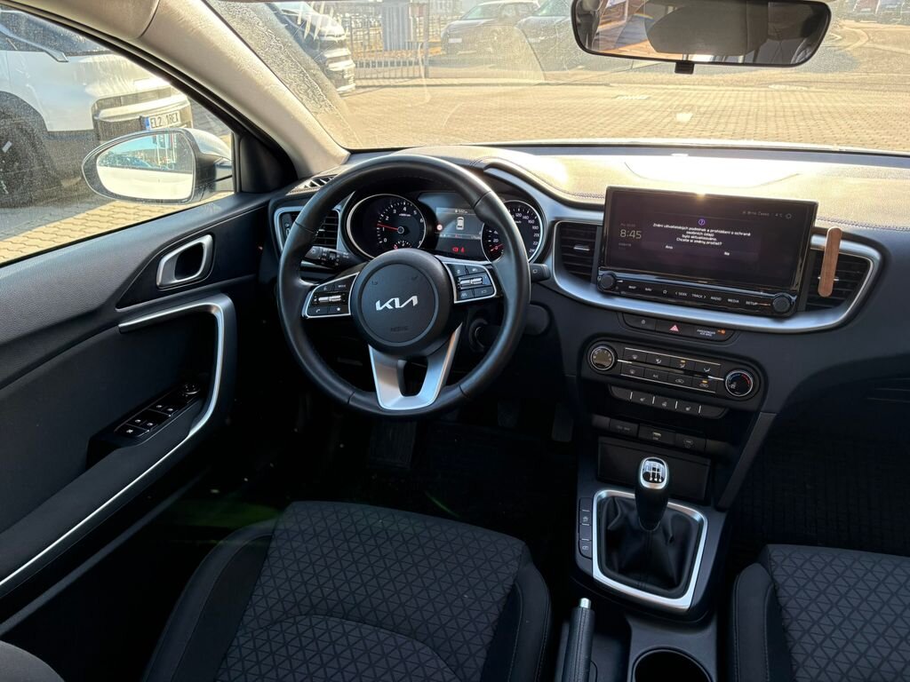 KIA Ceed Hatchback 1,5 l 103 kw