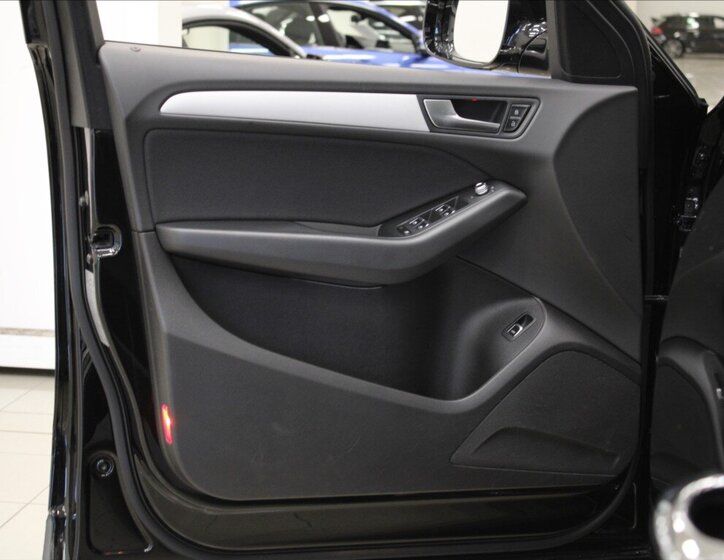 Audi Q5 SUV 2,0 l 140 kw