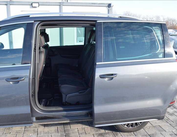 Seat Alhambra Kombi 2,0 l 135 kw