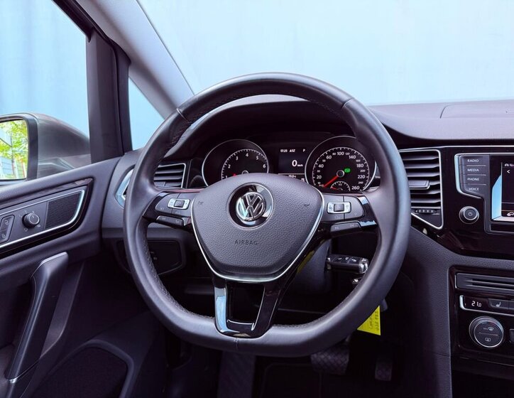 Volkswagen Golf Sportsvan Kombi 1,4 l 92 kw