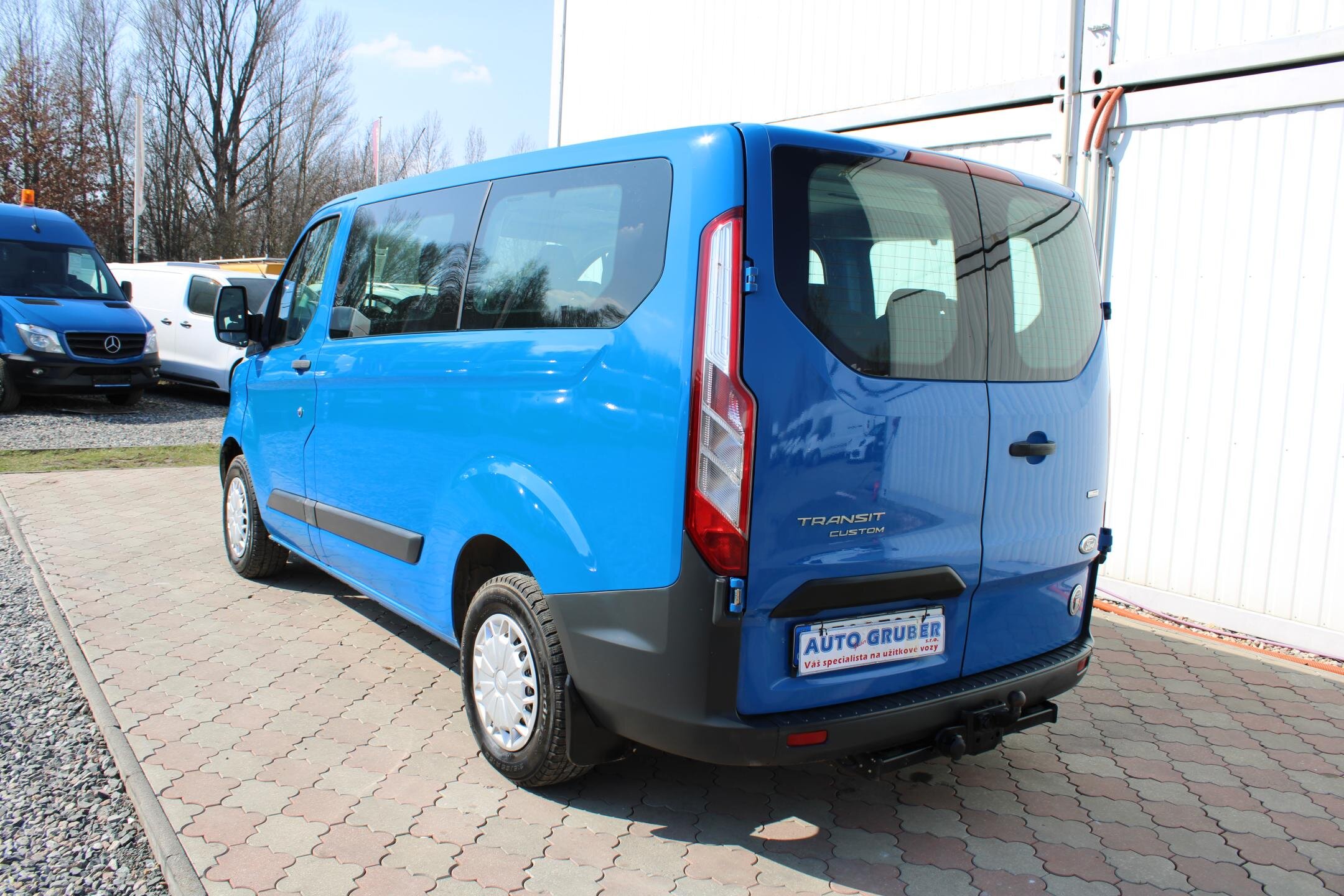 Ford Transit Custom Užitková 2,2 l 74 kw