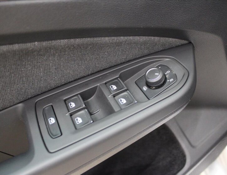 Volkswagen Golf Kombi 1,5 l 110 kw