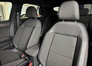 Volkswagen T-Roc SUV / Terénní 1,5 l 110 kw