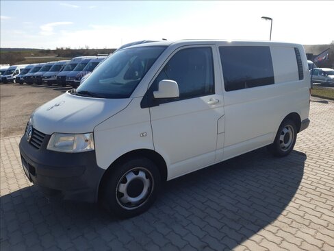Volkswagen Transporter Skříň 2,5 l 128 kw