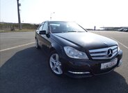 Mercedes-Benz Třídy C Sedan / Limuzína 2,1 l 88 kw