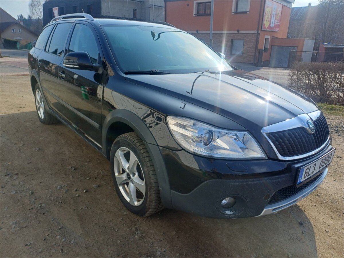 Škoda Octavia Kombi 2,0 l 103 kw