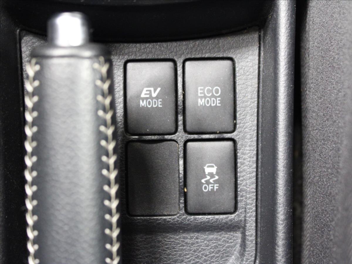 Toyota Yaris Hatchback 1,5 l 74 kw