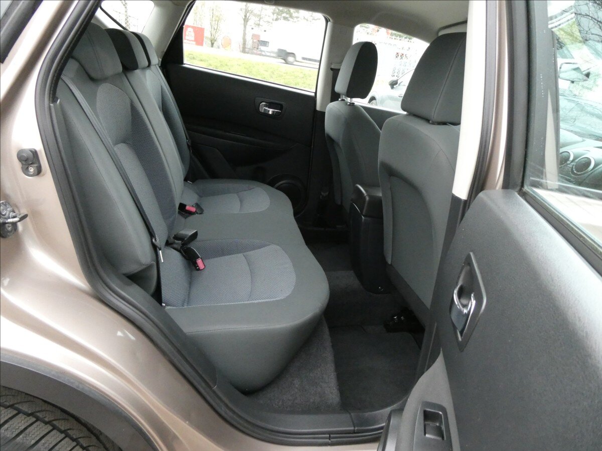 Nissan Qashqai SUV / Terénní 1,5 l 78 kw