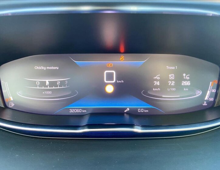 Peugeot 3008 SUV / Terénní 1,2 l 96 kw