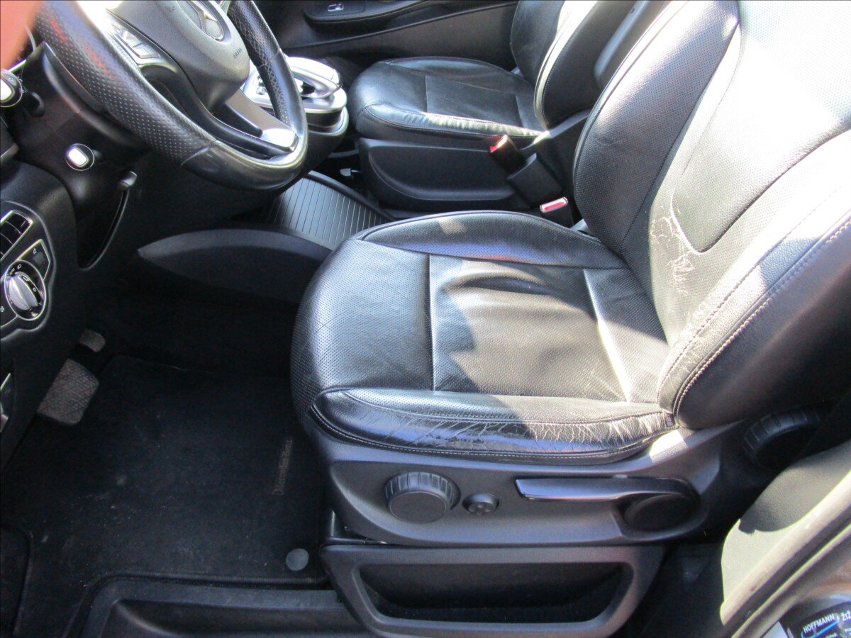 Mercedes-Benz Třídy V Kombi 2,1 l 140 kw