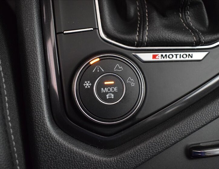 Volkswagen Tiguan SUV / Terénní 2,0 l 110 kw