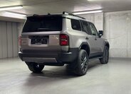 Toyota Land Cruiser 4