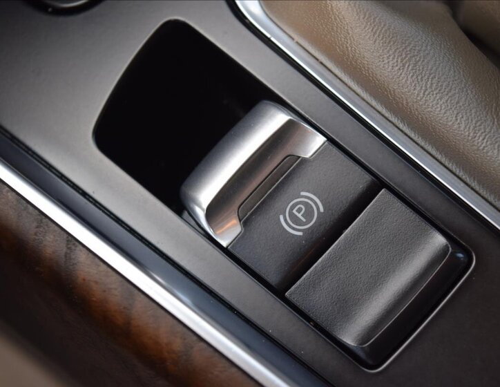 Audi Q5 SUV / Terénní 2,0 l 105 kw