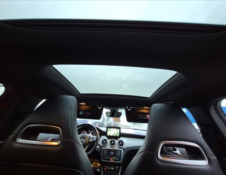 Mercedes-Benz GLA SUV 1,6 l 115 kw