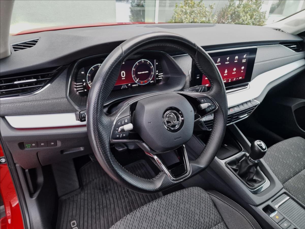 Škoda Octavia Sedan / Limuzína 1,5 l 110 kw