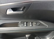 Peugeot 3008 SUV 1,5 l 96 kw