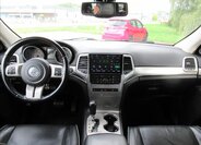 Jeep Grand Cherokee 9