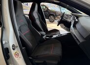 Volkswagen Golf Hatchback 2,0 l 221 kw