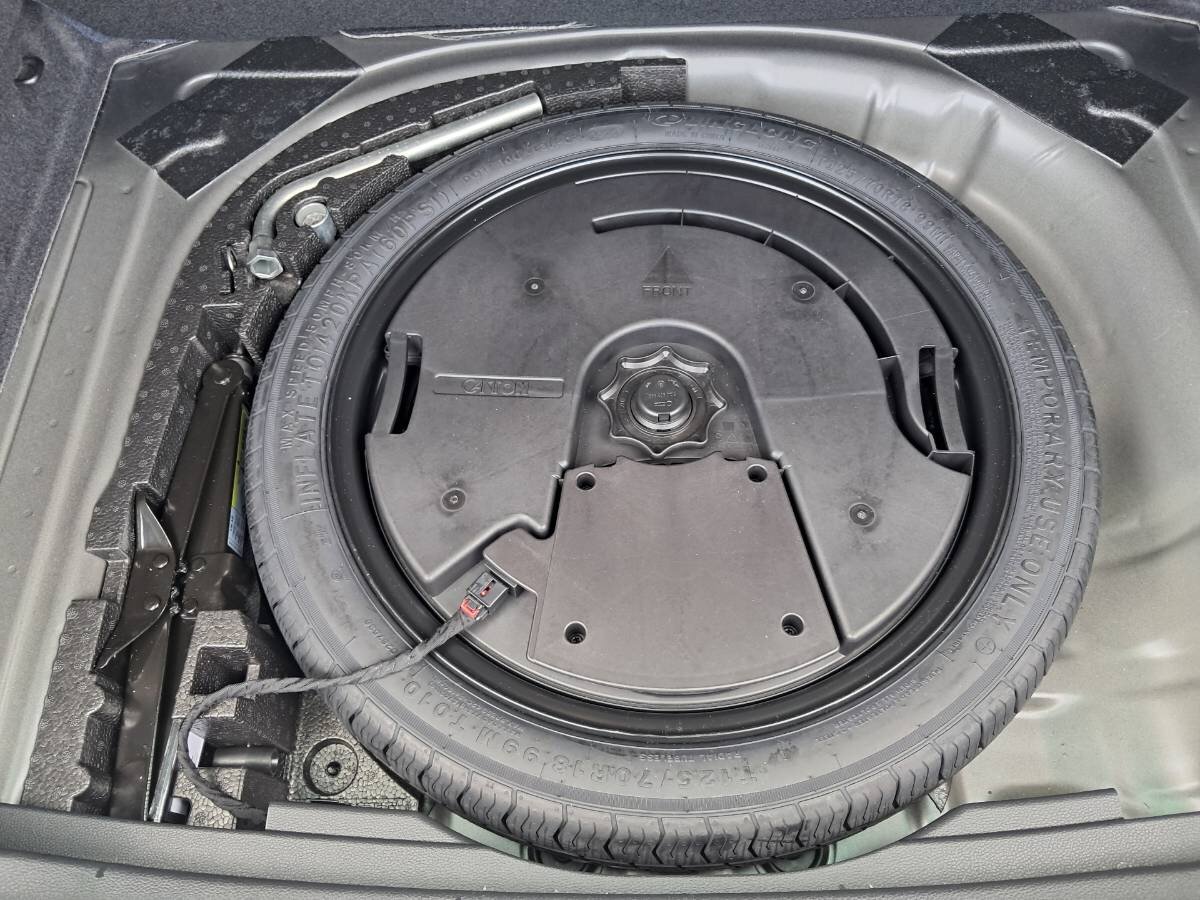 Škoda Karoq SUV / Terénní 1,5 l 110 kw