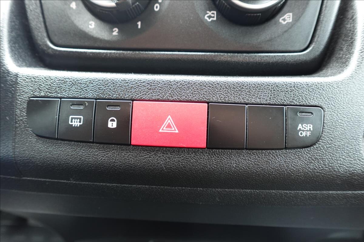 Peugeot Boxer Ostatní 2,2 l 121 kw