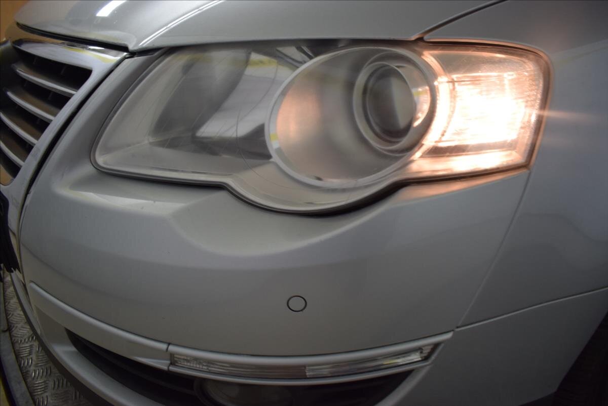 Volkswagen Passat Kombi 2,0 l 81 kw