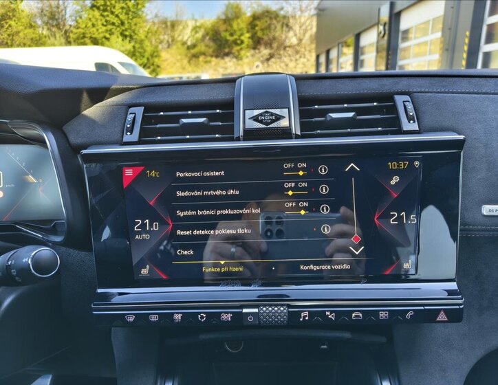 DS Automobiles DS7 Crossback SUV / Terénní 2,0 l 130 kw