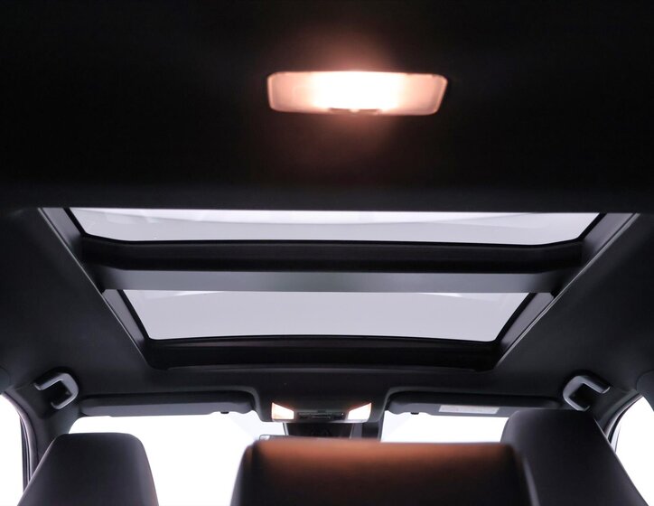 Toyota RAV4 SUV 2,5 l 136 kw