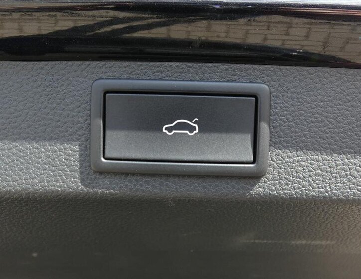 Škoda Karoq SUV / Terénní 1,5 l 110 kw