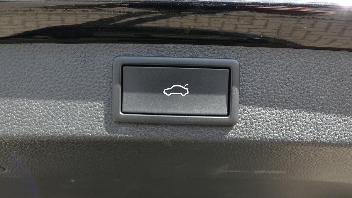 Škoda Karoq SUV / Terénní 1,5 l 110 kw