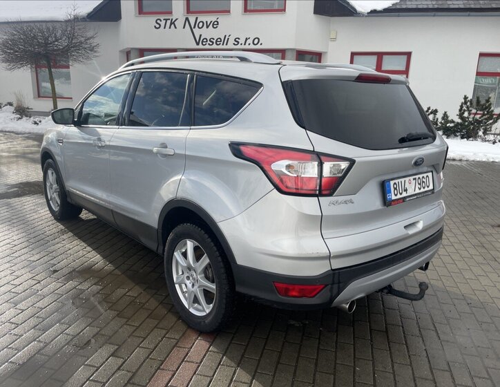 Ford Kuga SUV 1,5 l 110 kw