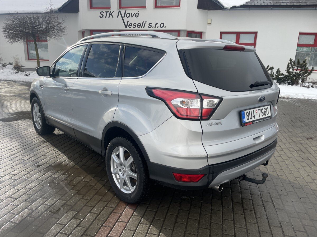 Ford Kuga SUV 1,5 l 110 kw