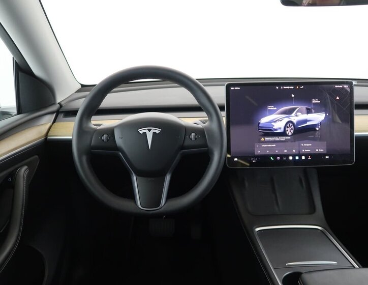 Tesla Model Y SUV 0,0 378 kw