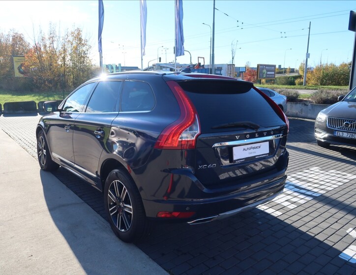 Volvo XC60 7