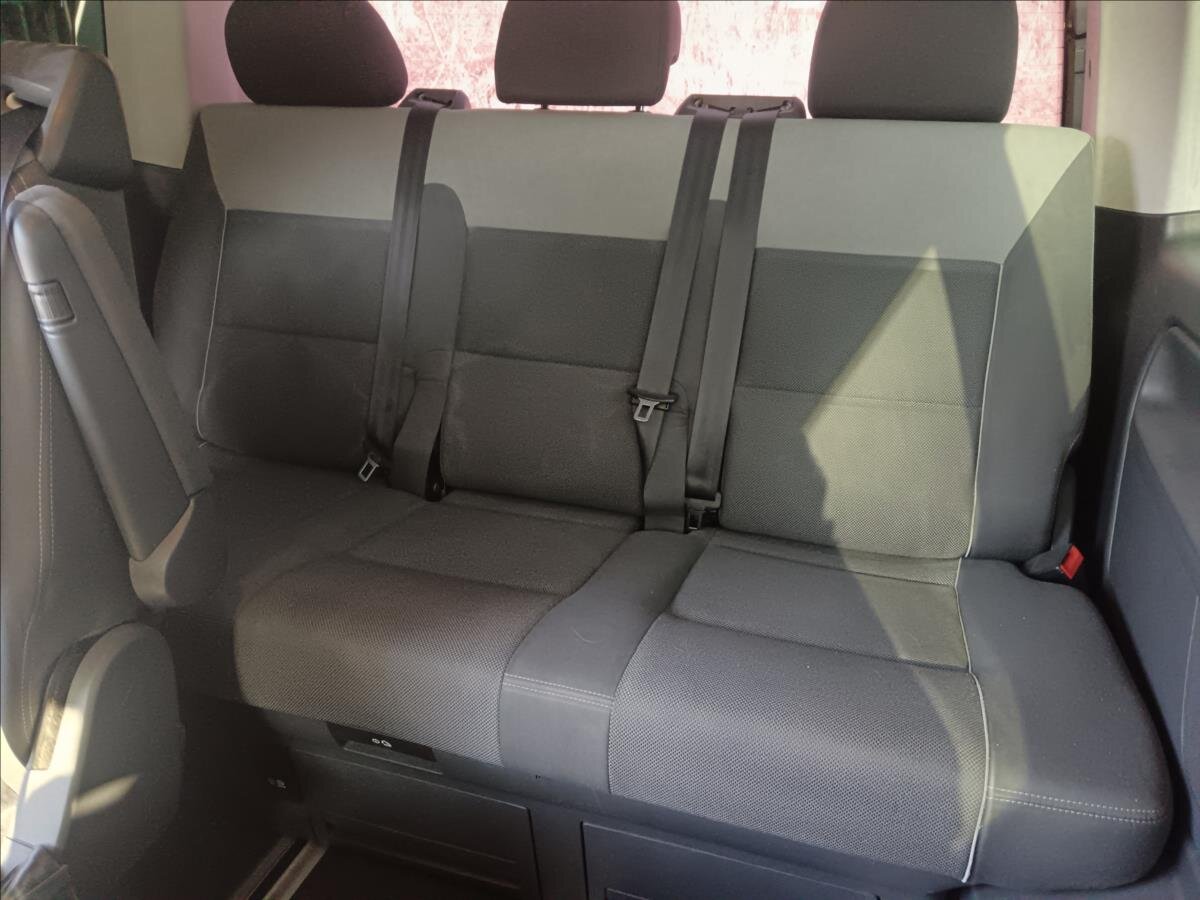 Volkswagen Multivan MPV 2,0 l 75 kw