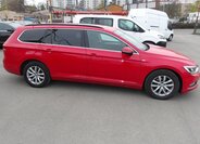 Volkswagen Passat Kombi 1,6 l 88 kw