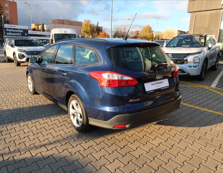 Ford Focus 6