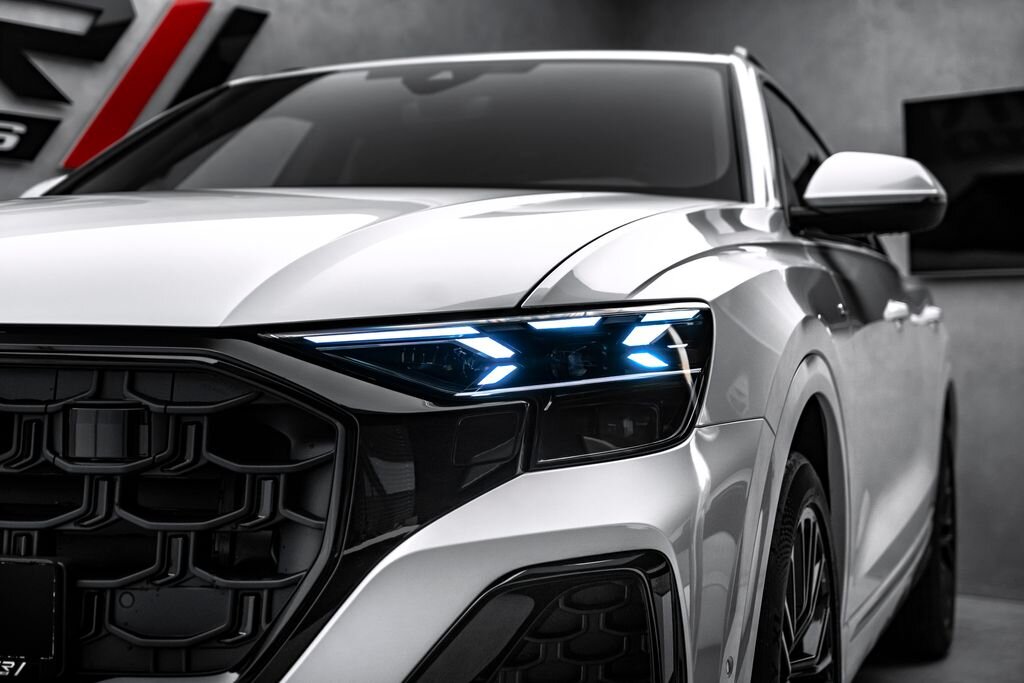 Audi Q8 SUV 3,0 l 210 kw